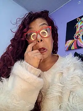 Chat XXX en directo de Scarlet_curly8a