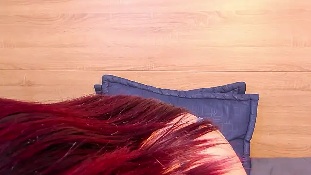 madelaine_blosson live XXX chat