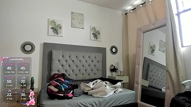 دردشة Arya_Grey الجنسية المباشرة