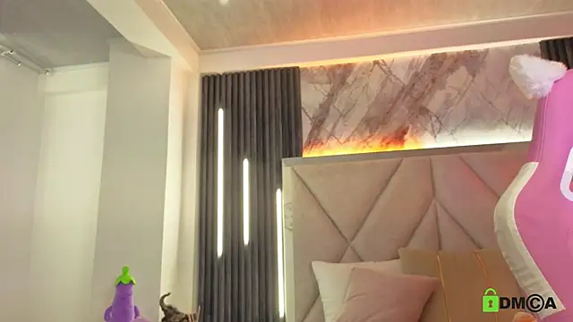 دردشة Happy_tits الجنسية المباشرة