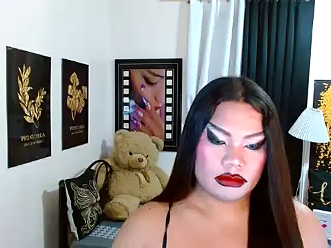 TSbrianaHugeCock Pertunjukan Webcam