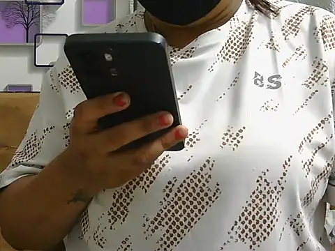 GangbangCoupleのライブXXXチャット