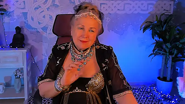 Czat XXX na żywo – LilaMaharani