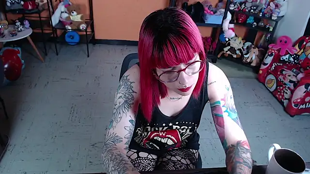 MissMiia2 – Live XXX-chat