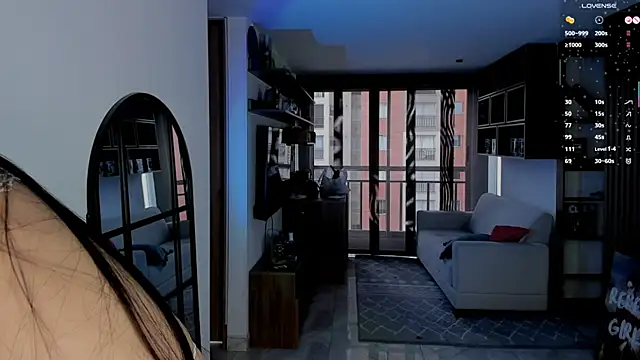 Saraa_Desireeのウェブカメラショー