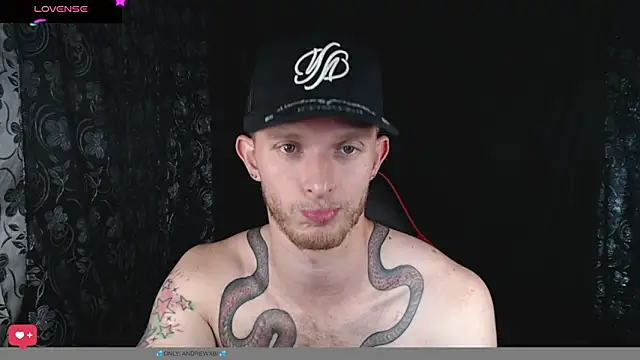 XXX chat uživo modela andrewxbi