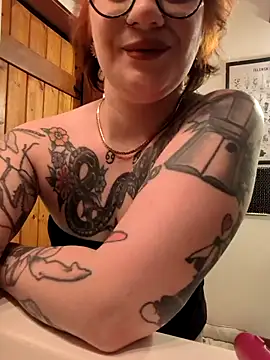 hazel333のライブXXXチャット