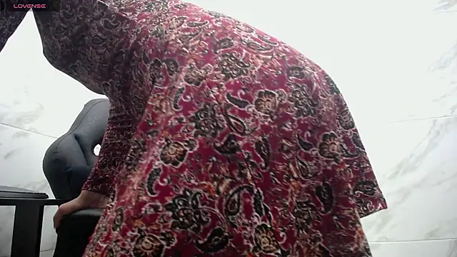 Show webcam de kyra_jeet