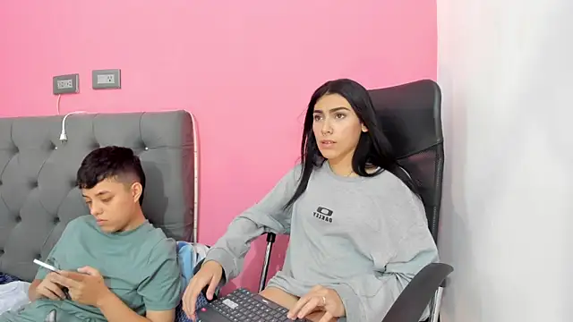 ariloe_quintero – Live XXX-chat