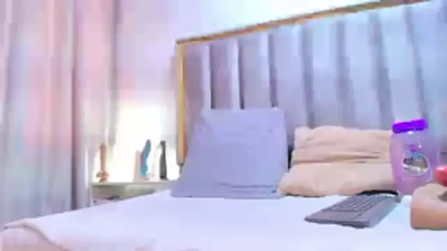 _Marcela__ লাইভ XXX চ্যাট