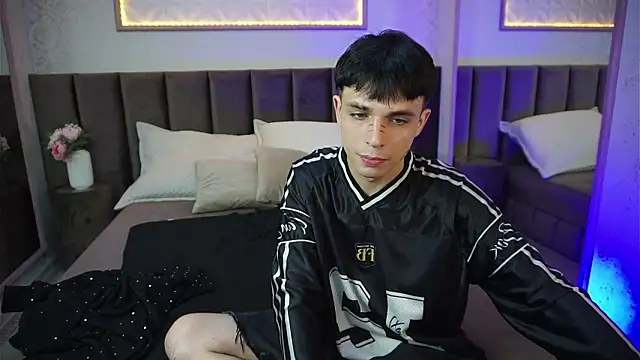 ClarkBev – Naživo XXX chat