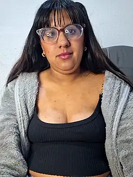 ZaidaWet লাইভ XXX চ্যাট