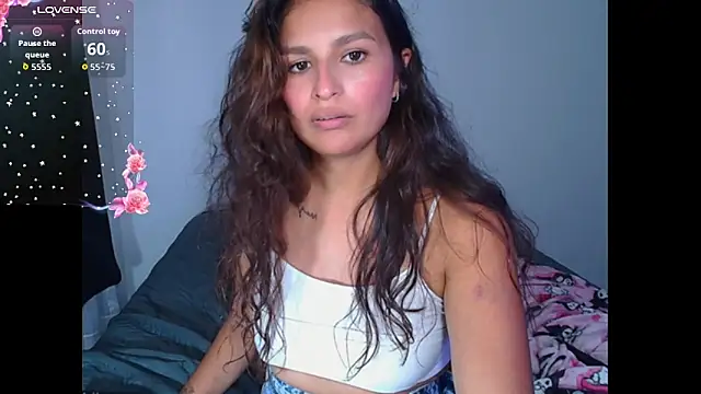 NayaraD: онлайн-секс-чат