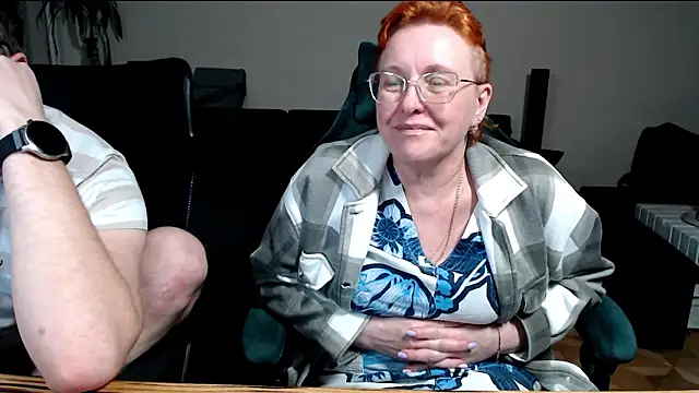 Czat XXX na żywo – JoannaAndNeighbour