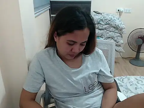 Czat XXX na żywo – xTheLastVIRGINx