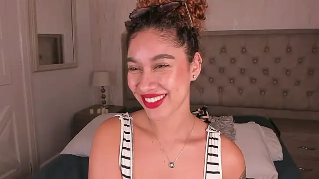 Živý XXX chat Sienna_brunette