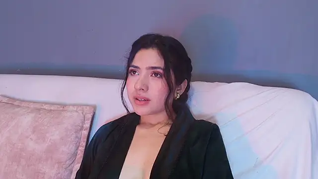 adara_johnson__ élő XXX-chatje