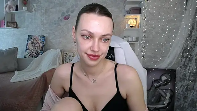 Živý XXX chat NickyAdamidi