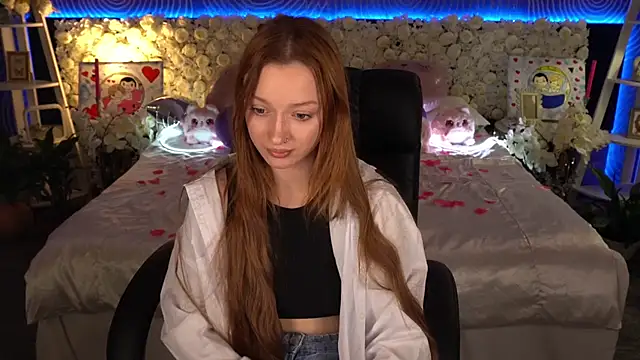 FoxyMayy – Naživo XXX chat