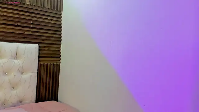 Živý XXX chat ZarinaWynne