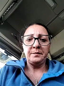 แชท XXX สดของ Milfa_nimfomana