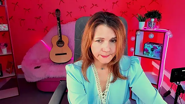 NicoleHitman Webcam-Show