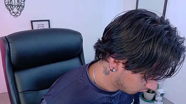 Elian_savoy 라이브 XXX 채팅