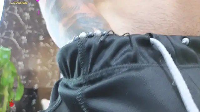 Alexander_ferre Live XXX-chat