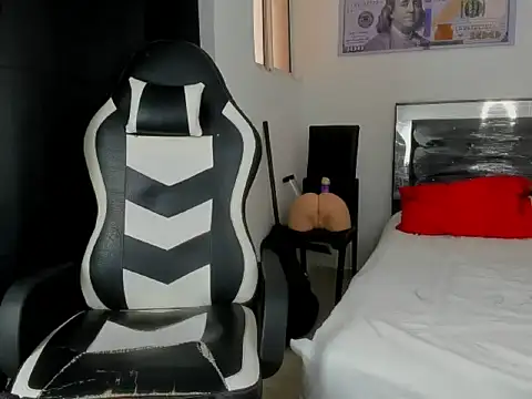 master_leather 现场XXX聊天