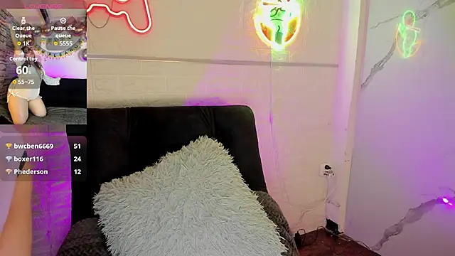 Chat XXX en directo de DREAMBOO_