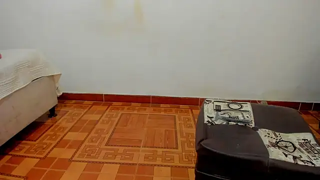 دردشة sweet1Girl الجنسية المباشرة