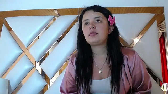 nathaly_low1's Live XXX Chat