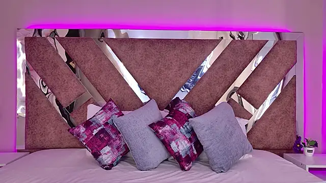 ValeriaOrtega's Live XXX Chat