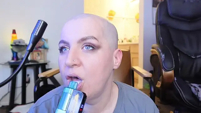 BellaBlueBBW ওয়েবক্যাম শো