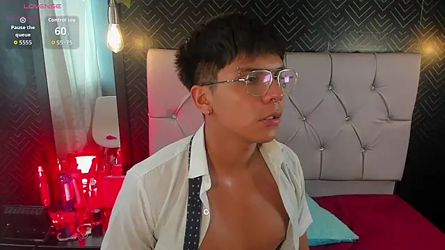 Thiago_Kozak webcam show