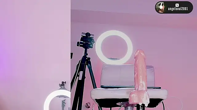 Chatroom XXX en direct de Angelst__