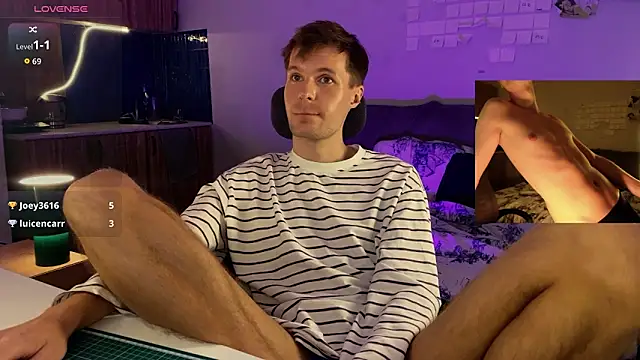 Leonnextdoorのウェブカメラショー