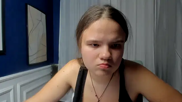 XXX chat uživo modela AdeleCruz