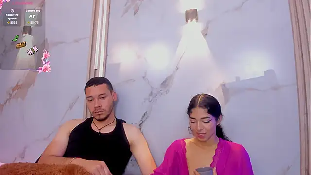 Aron_and_molly Chat XXX in diretta