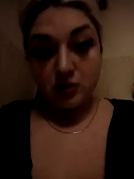 CharleyyCream Webcamshow