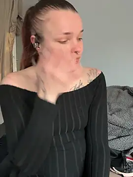 YoungLoreena's Webcam Show