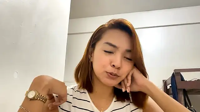 NoreenPierotti: онлайн-секс-чат