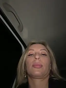 VikaBunny1 Adlı Modelin Web Kamerası Şovu