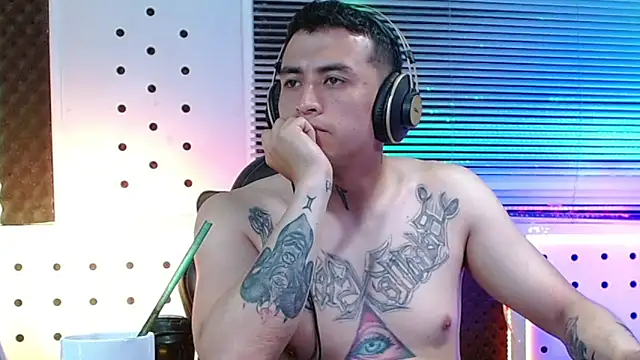 Chatroom XXX en direct de Godofcumxxx