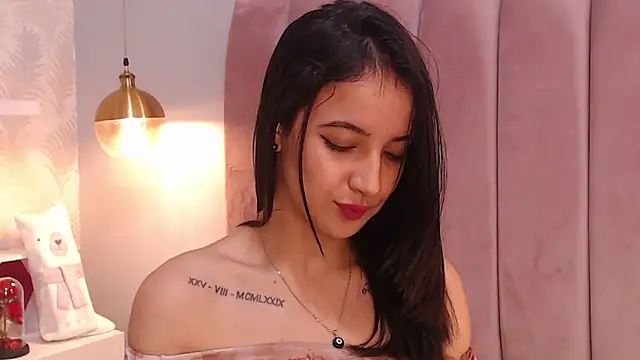 LeenaBrownのウェブカメラショー