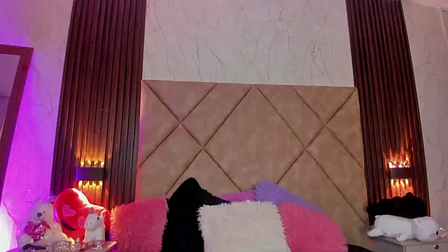 SummersAngel's Live XXX Chat