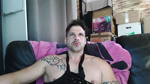 XxBigboybandxX Show Webcam