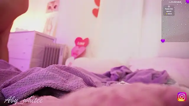 AbyWhitee Live XXX-Chat