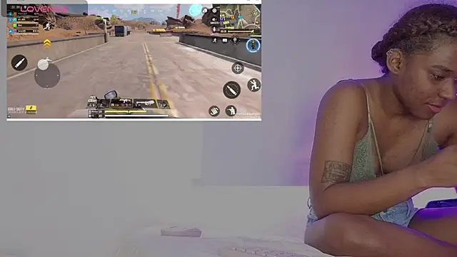 ChannelCox1 Show in webcam