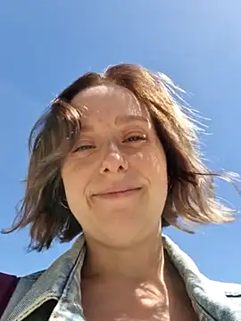 Chat +18 de Public_Katrisha ao vivo